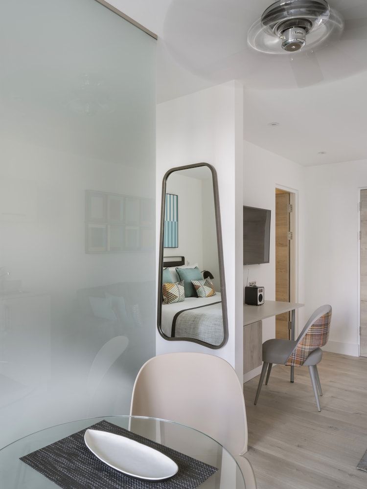 Q Square by Supercity Aparthotels Studio Suite, Balcony, Sea View 6