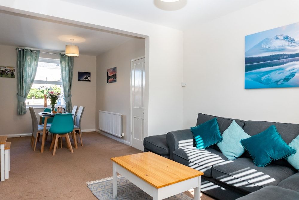NHS or Key Workers Emergency Accommodation - (Fully Cleaned and Can Accept Pets)