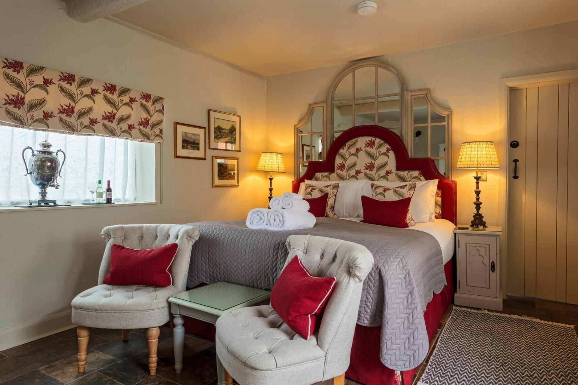 Deluxe Queen Room