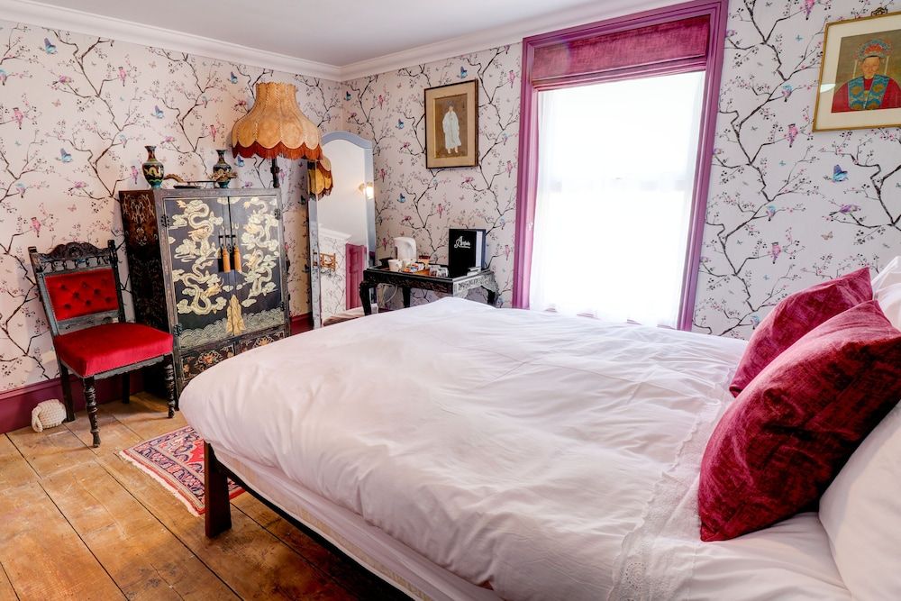 Ebenezer's Place Standard Double Room