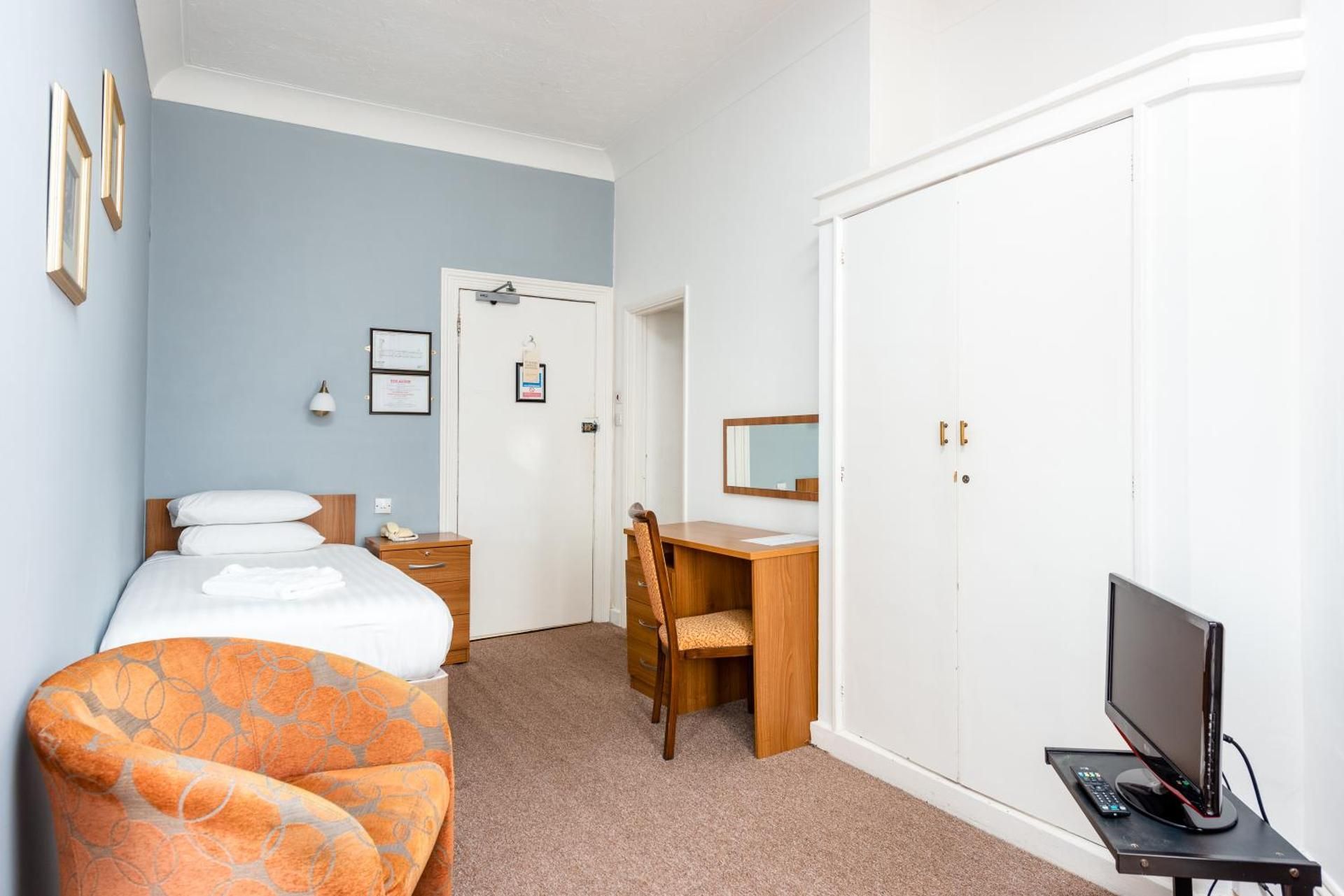 Imperial Hotel Single Room 2