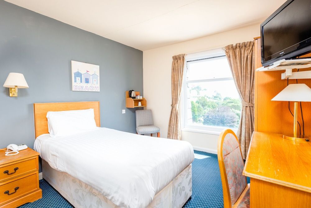 Standard Single Room, Garden View