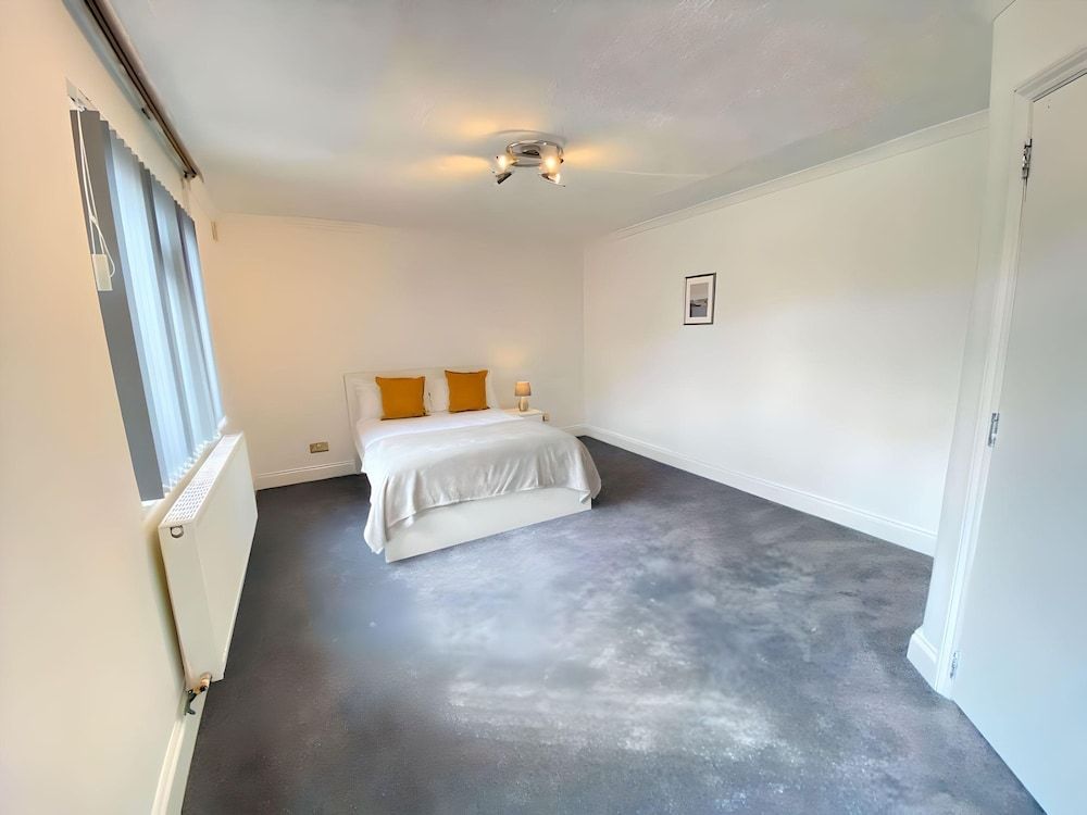 Airport Comfy Stay Deluxe Double Room