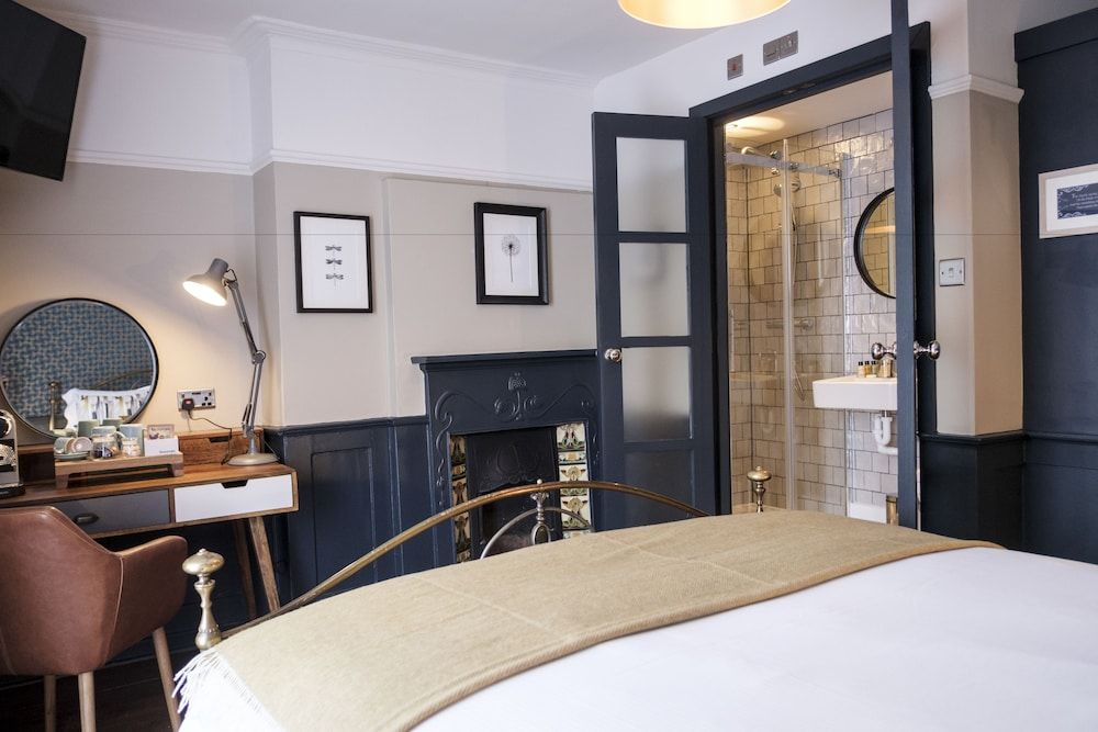 The Swan Hotel Comfort Room 8