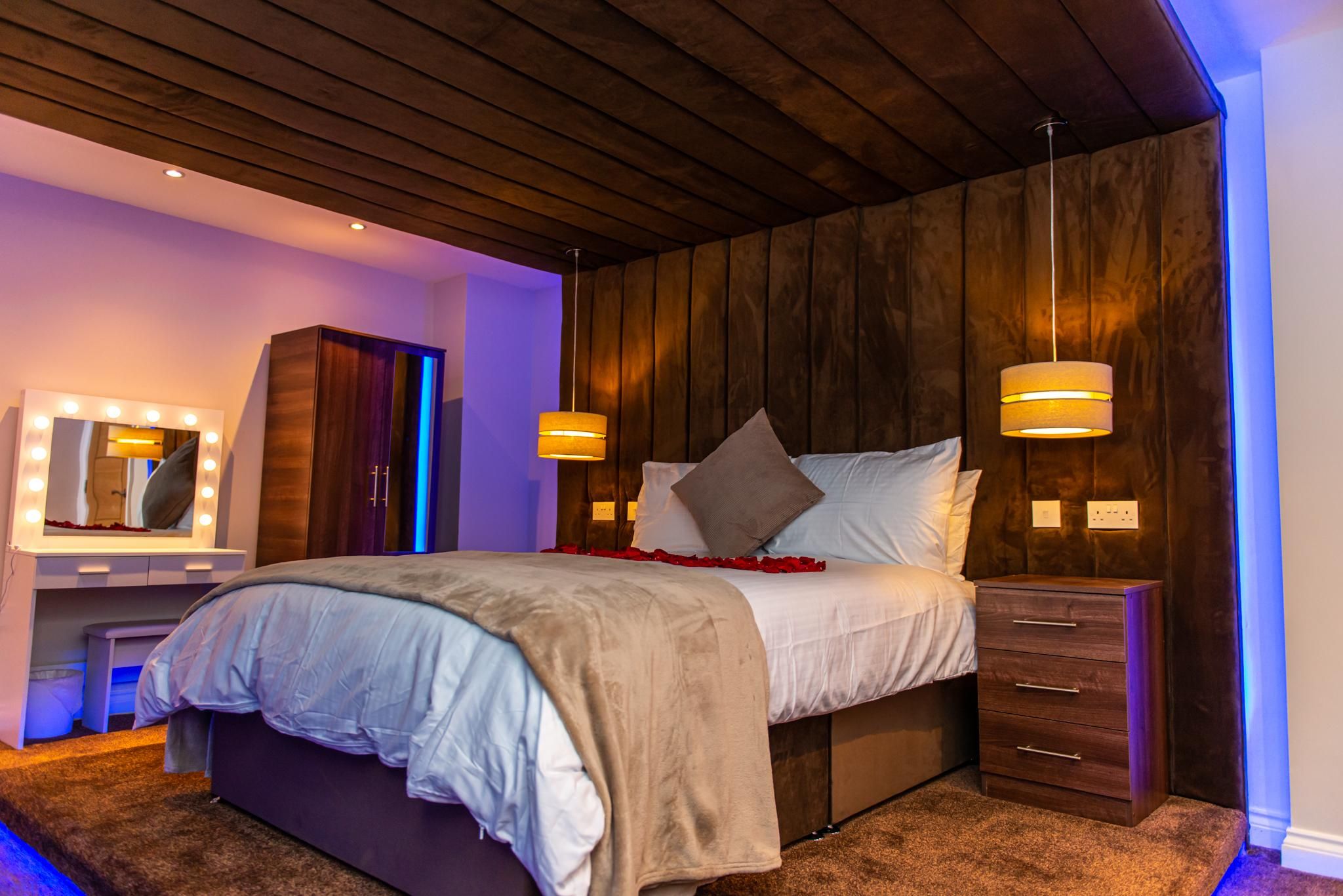 Apartment-Executive-Private Bathroom-Jacuzzi - Apartment 1