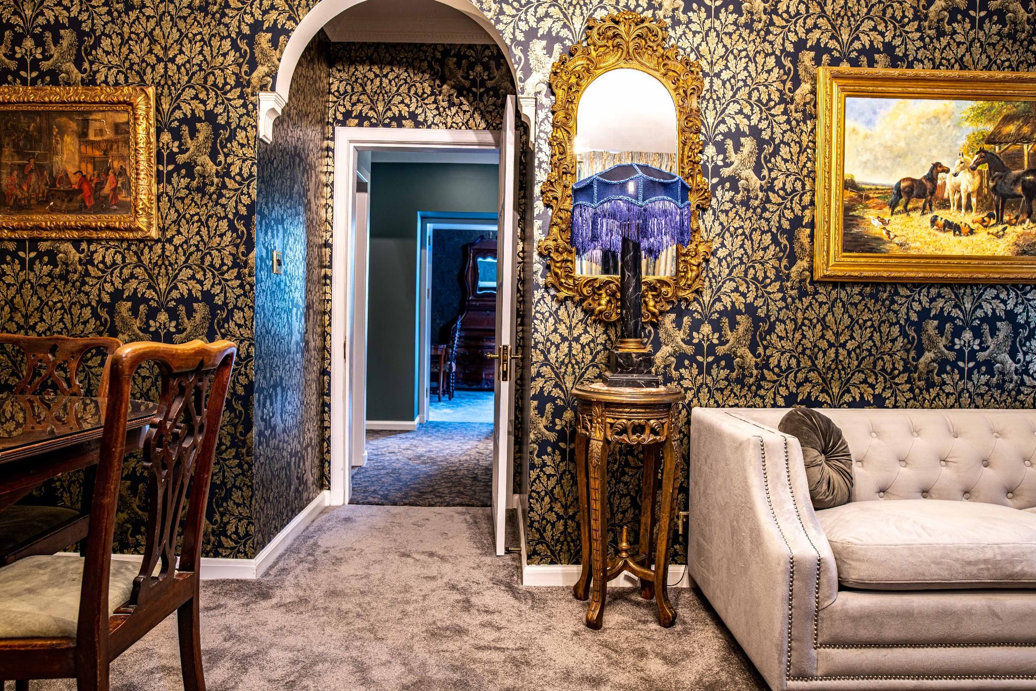 2 Bedroom 2 room Suite