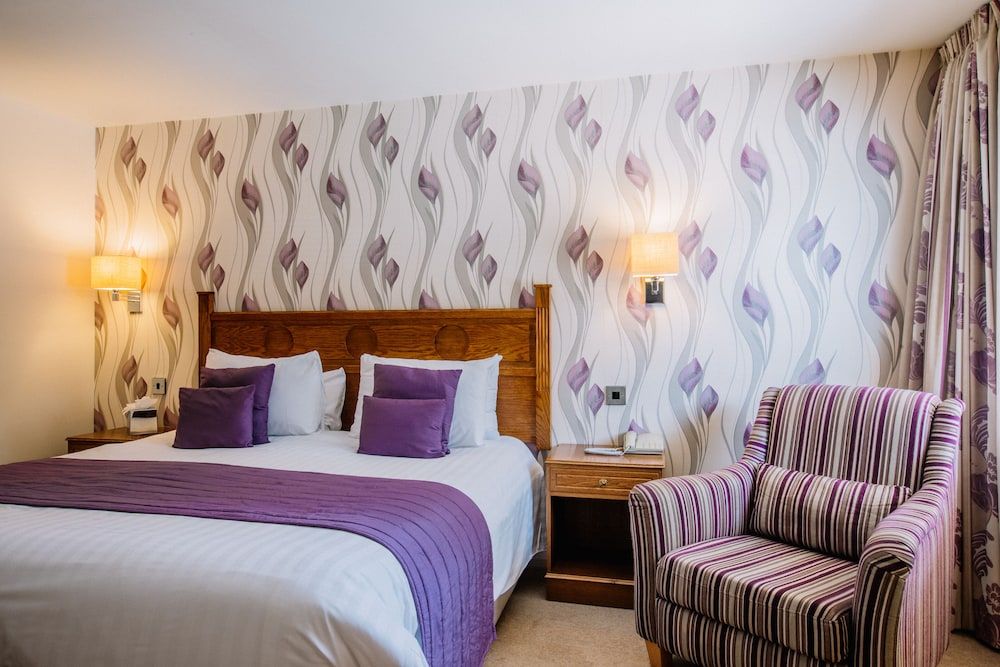 Crooklands Hotel Deluxe Double Room