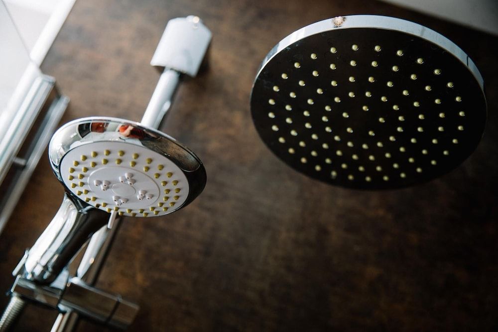 Crooklands Hotel Deluxe Double Room 5