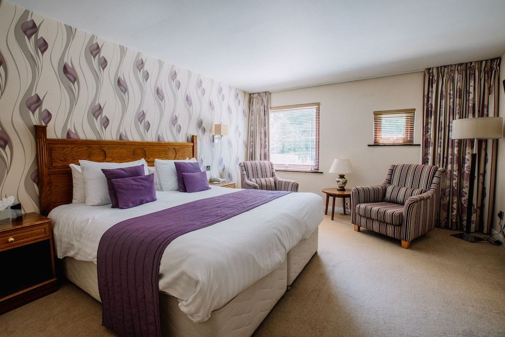 Crooklands Hotel Deluxe Double Room 3