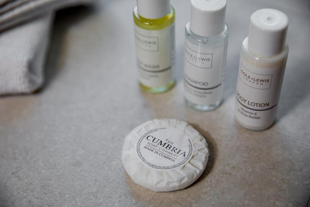 Crooklands Hotel Deluxe Double Room 4