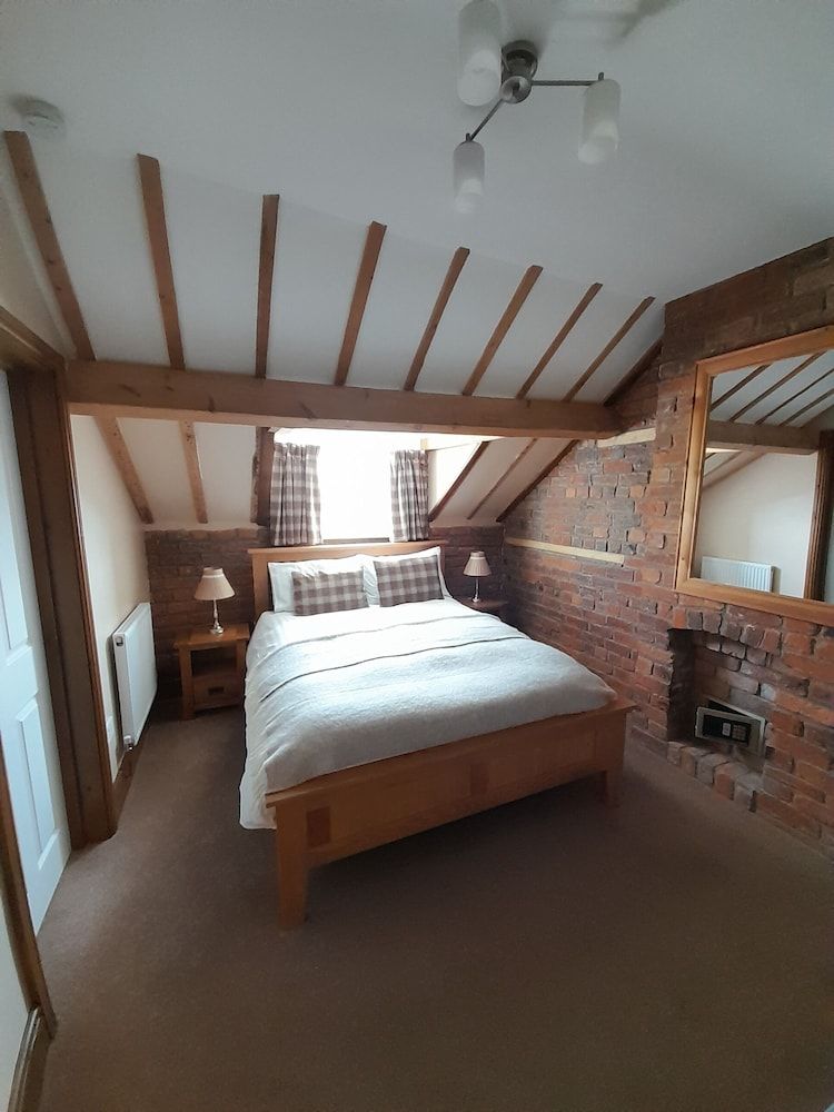 The Dolfor Inn Double Room (Room 3) 2