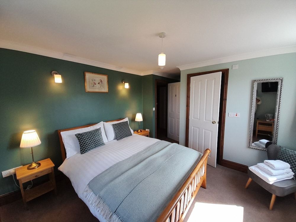 The Dolfor Inn Double Room (Room 2) 2