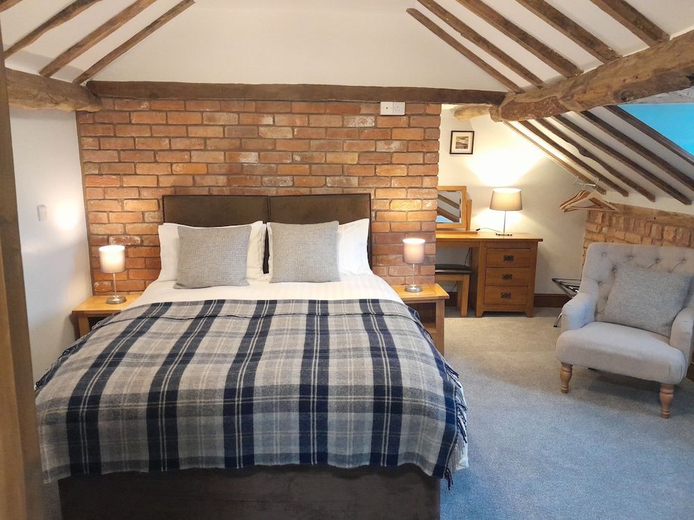 The Dolfor Inn Double Room (Room 4) 5