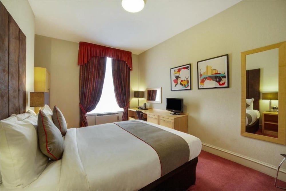 Highland Aberdeen City Centre Standard Double Room, 1 Double Bed 3