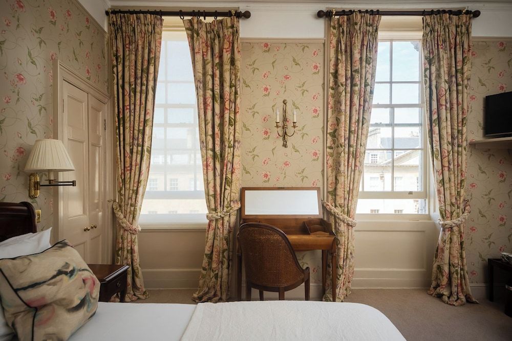 Dukes Bath Cosy Double 4