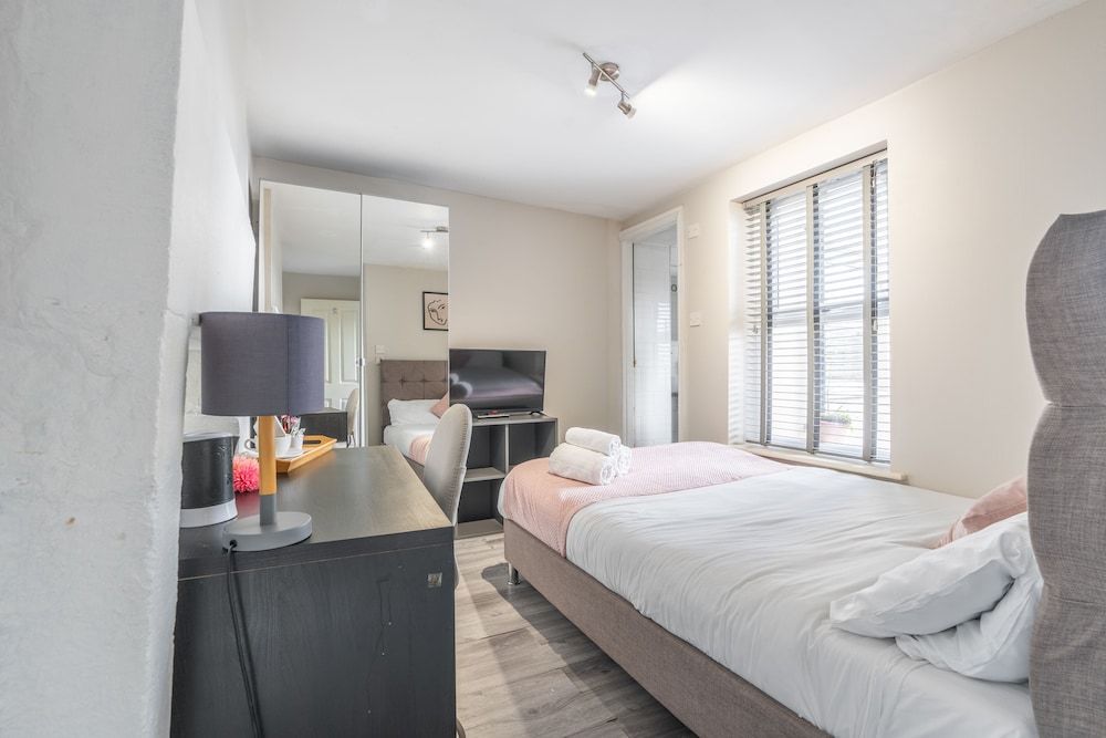 Bloomfield 2 Basic Double Room 2