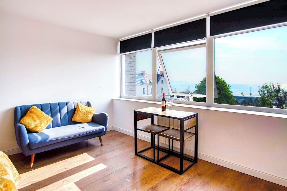 Apartment (1 Bedroom)
