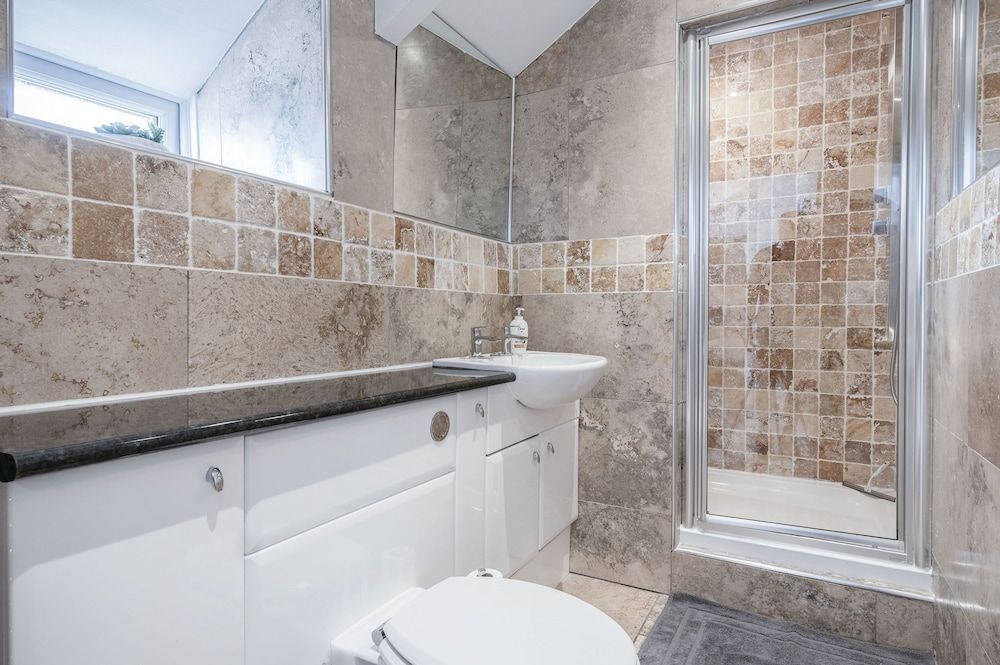Apartment (2 Bedrooms)