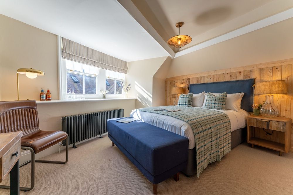 Duke of Cumberland Classic Double Room 3
