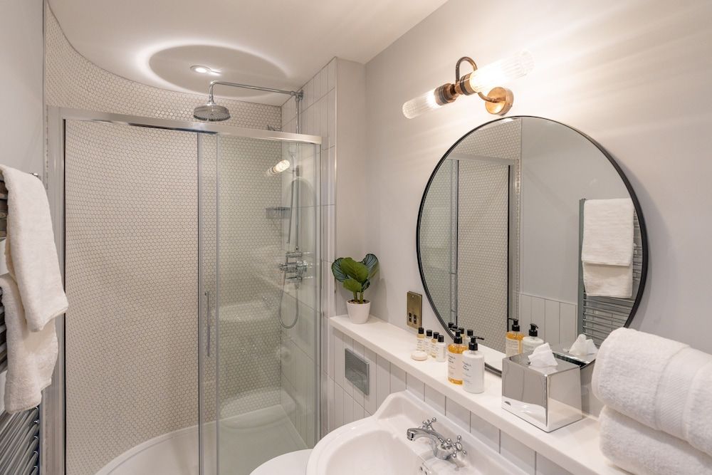 Duke of Cumberland Family Room 4