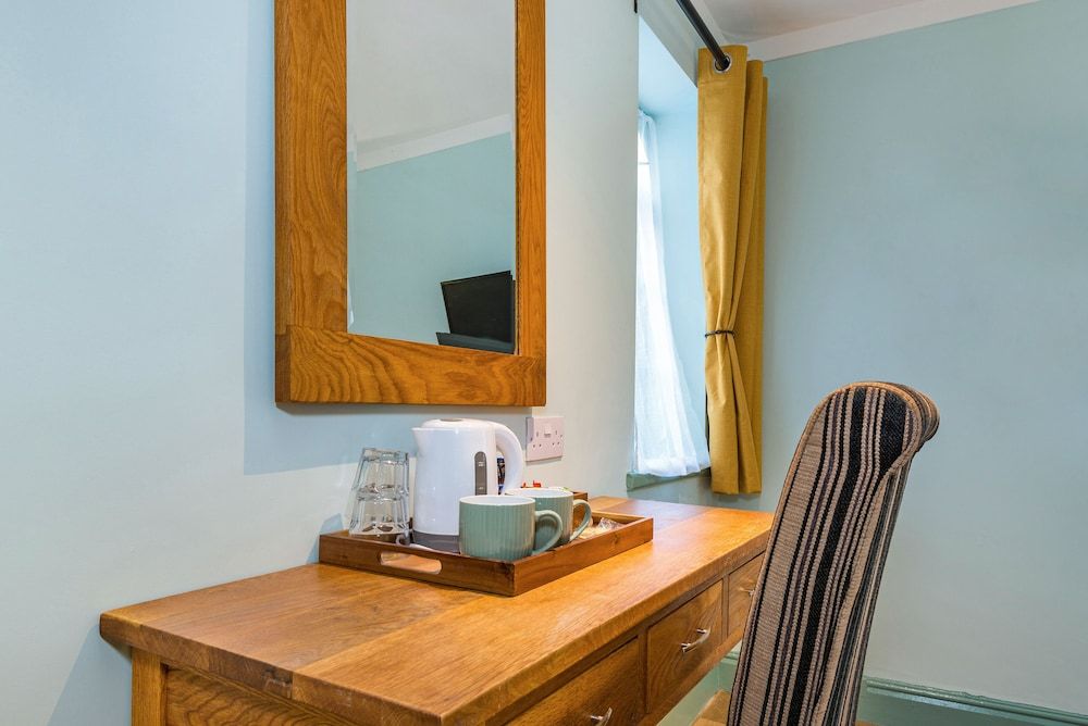 The Queens Superior Room 25