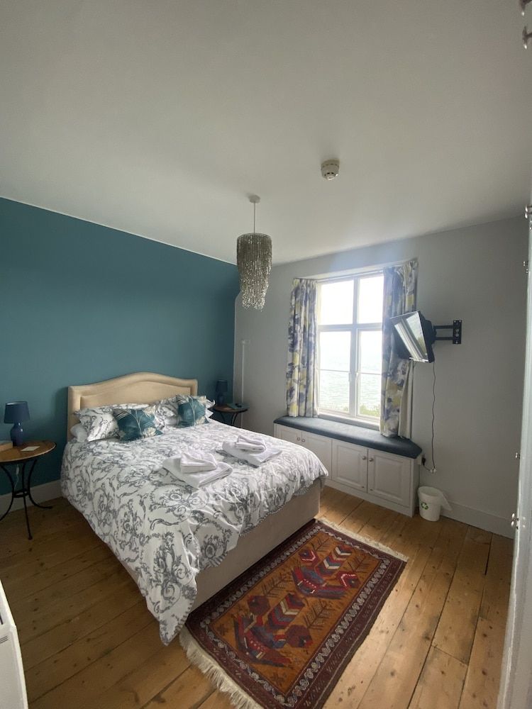 North Walk House Superior Double Room, Ensuite, Sea View (Turquoise) 2