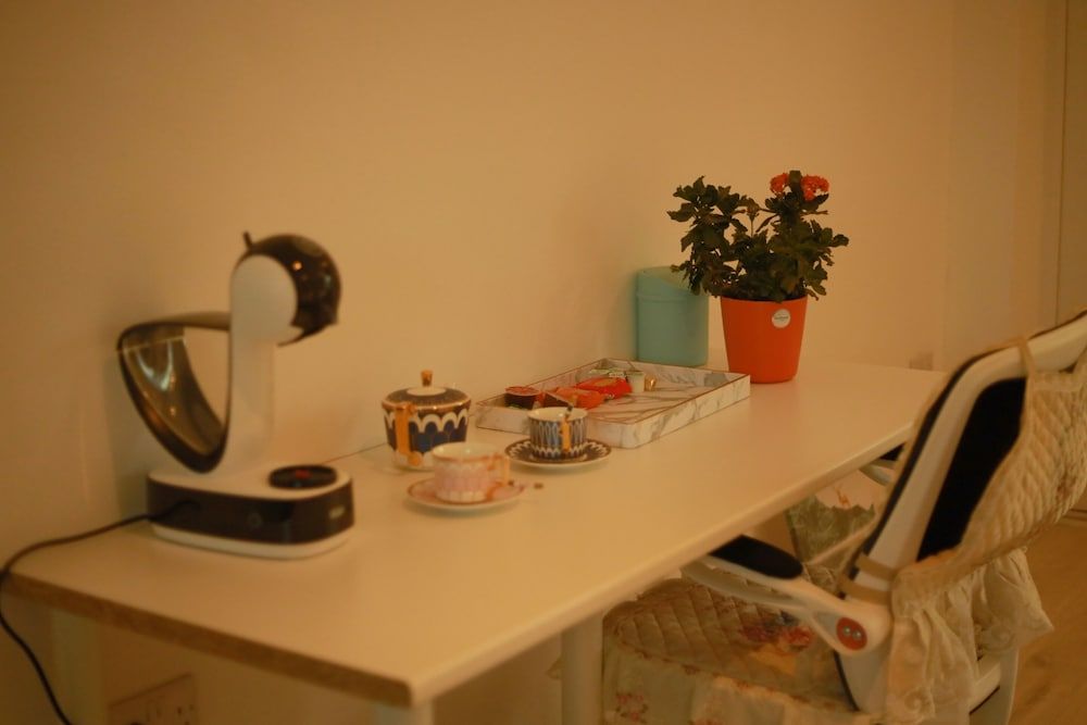 The Evergreen hotel Apartment, Ensuite 13