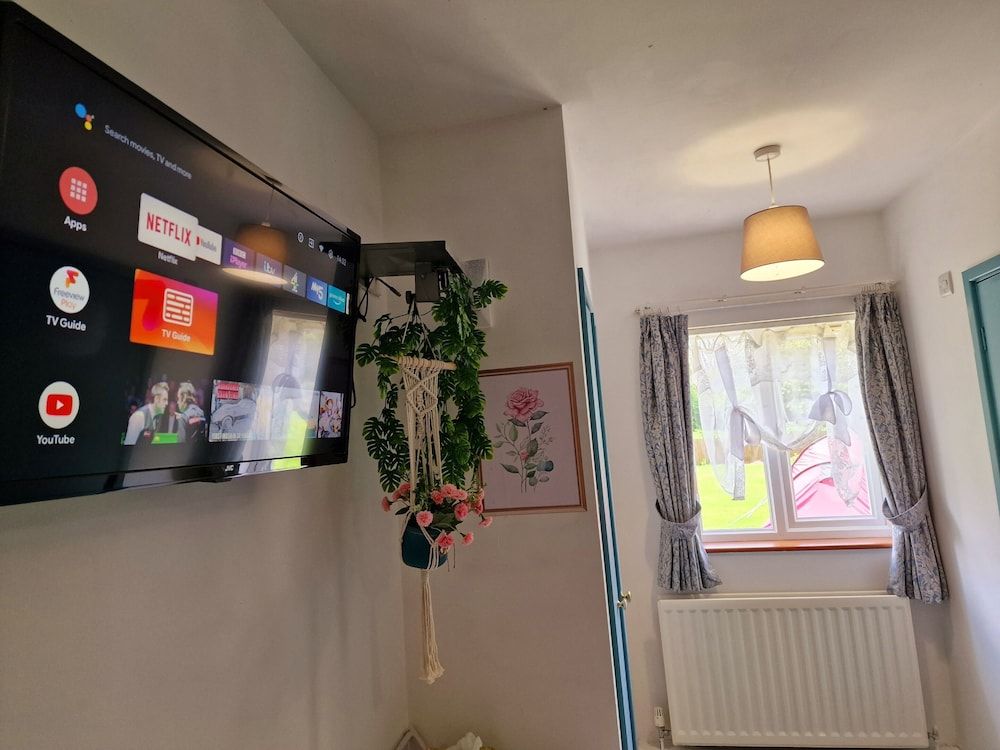 The Evergreen hotel Twin Room 18