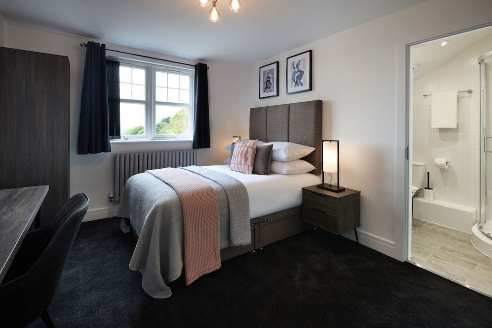 Double Room, Ensuite, Garden View ( Loft Room with a View )