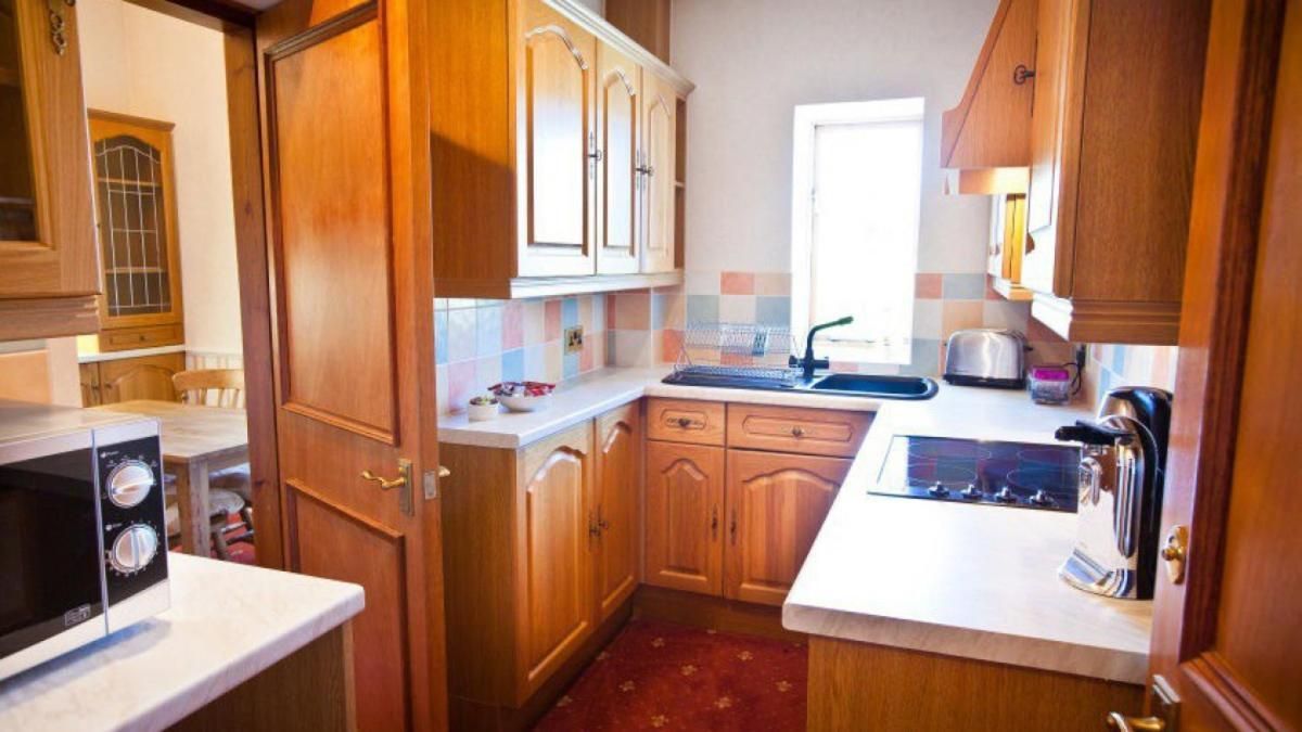 Leeming Wells Guest House One-Bedroom Suite 2