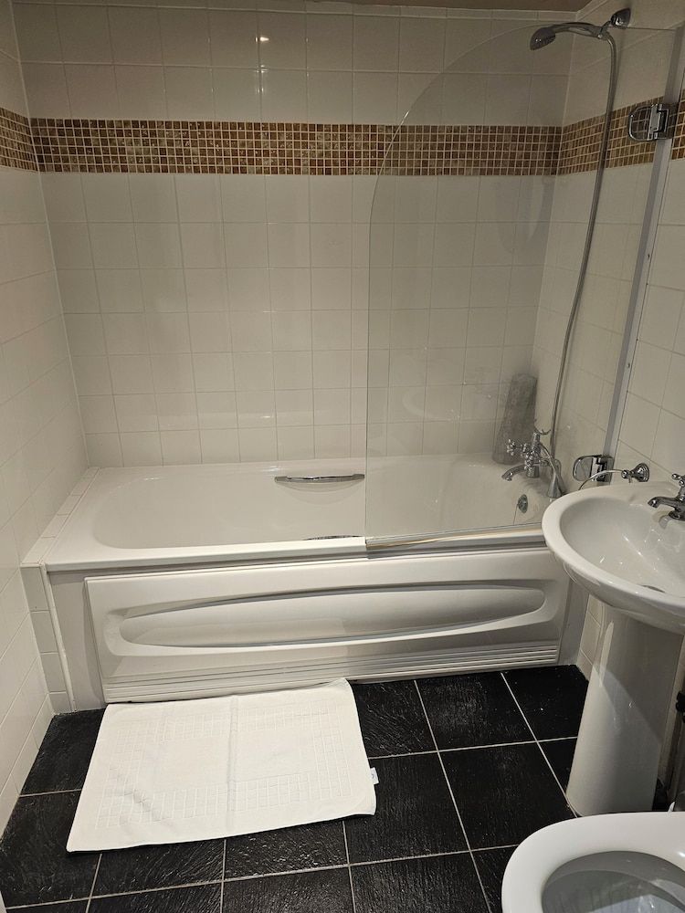 The Barleycorn Deluxe Double Room 2