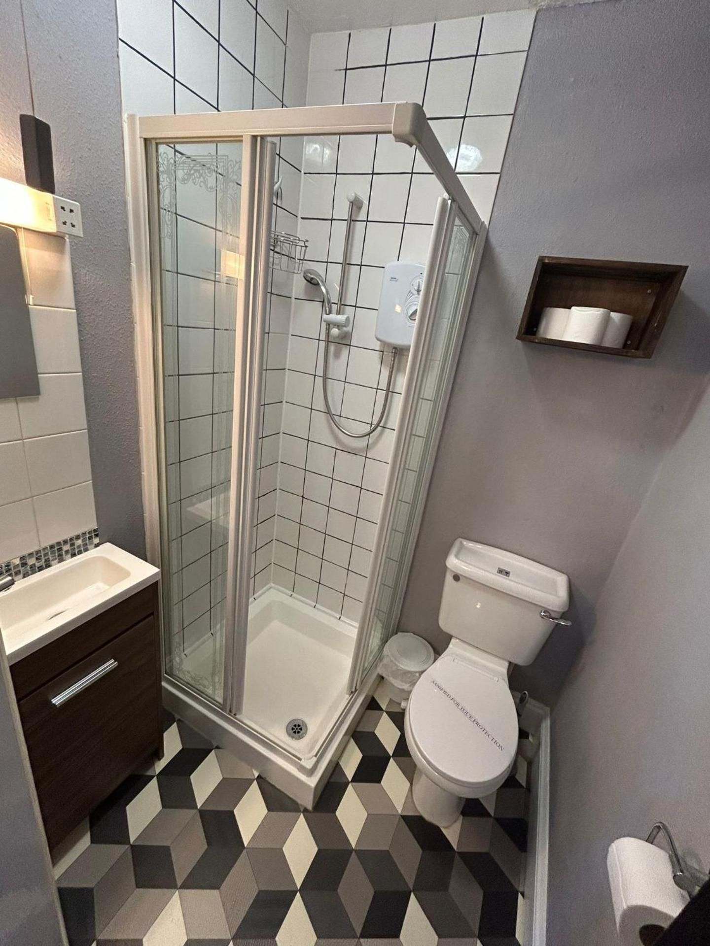 Double Room with Private Bathroom