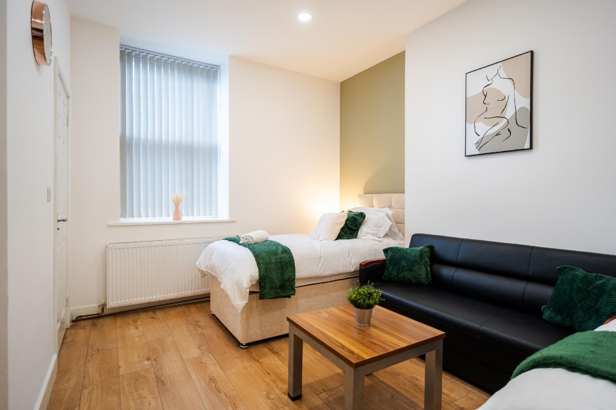 Junior Suite-Ensuite-Superior-Ground Floor