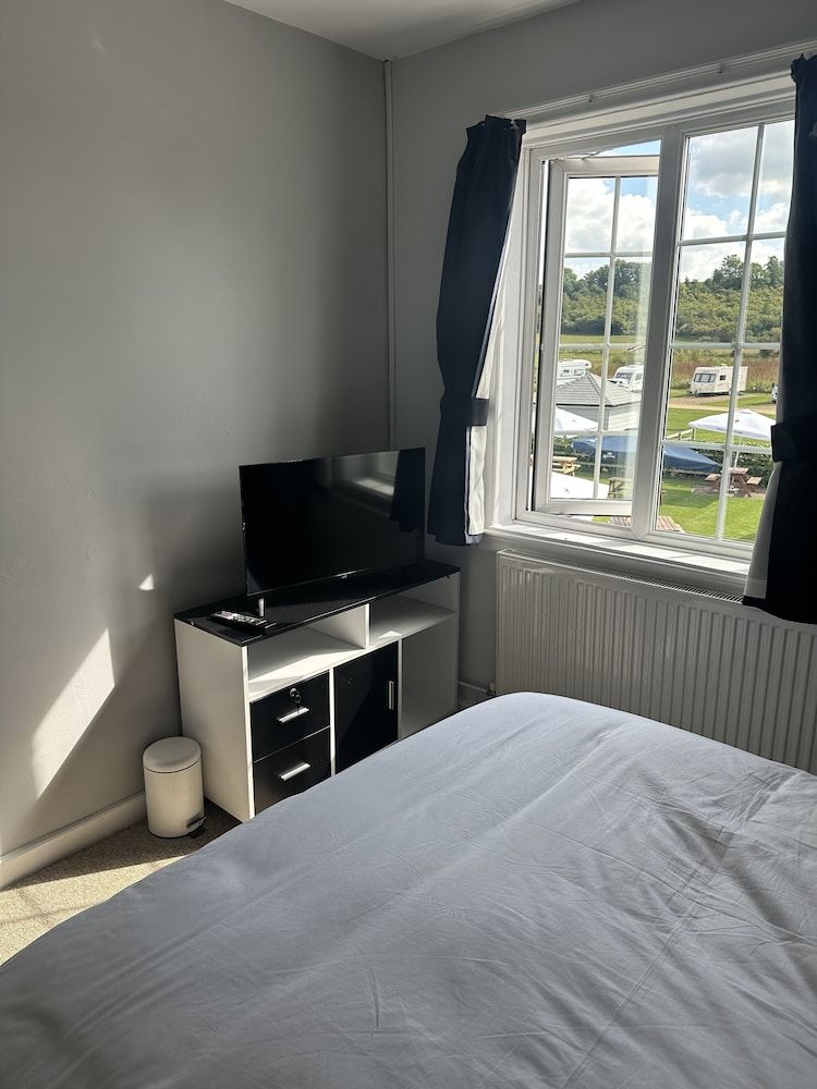 The Fish and Anchor Inn Standard Double Room