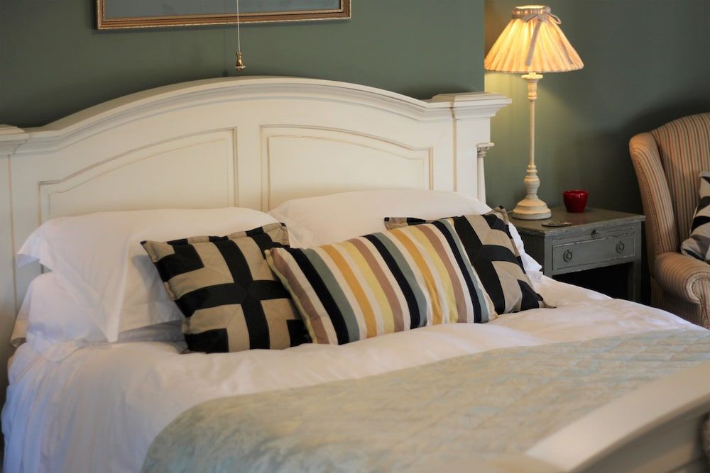 Eagle House- Award Winning B&B and Apartment Elite Room, 1 King Bed, Garden View 2