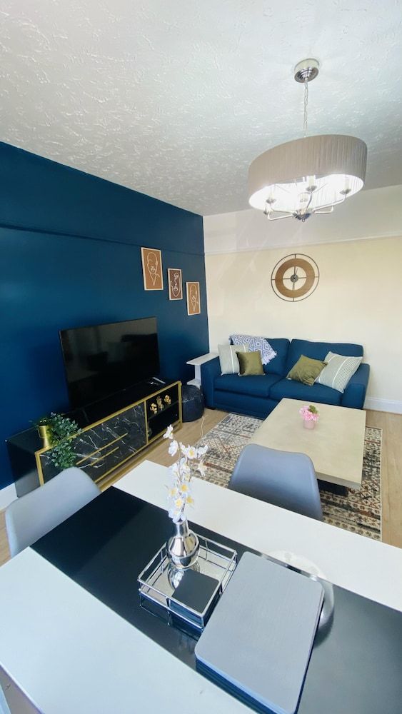 Family 4-bed Apartment in Dawlish With Sea View Apartment 17