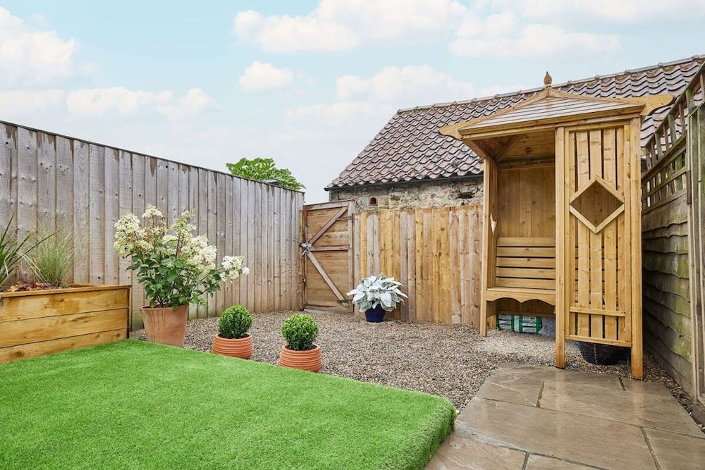 Host Stay Willow Cottage