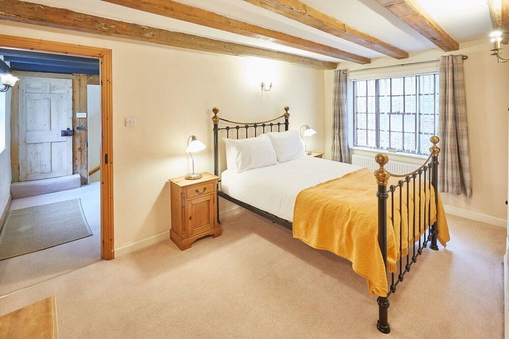 Host Stay Jacksons Cottage