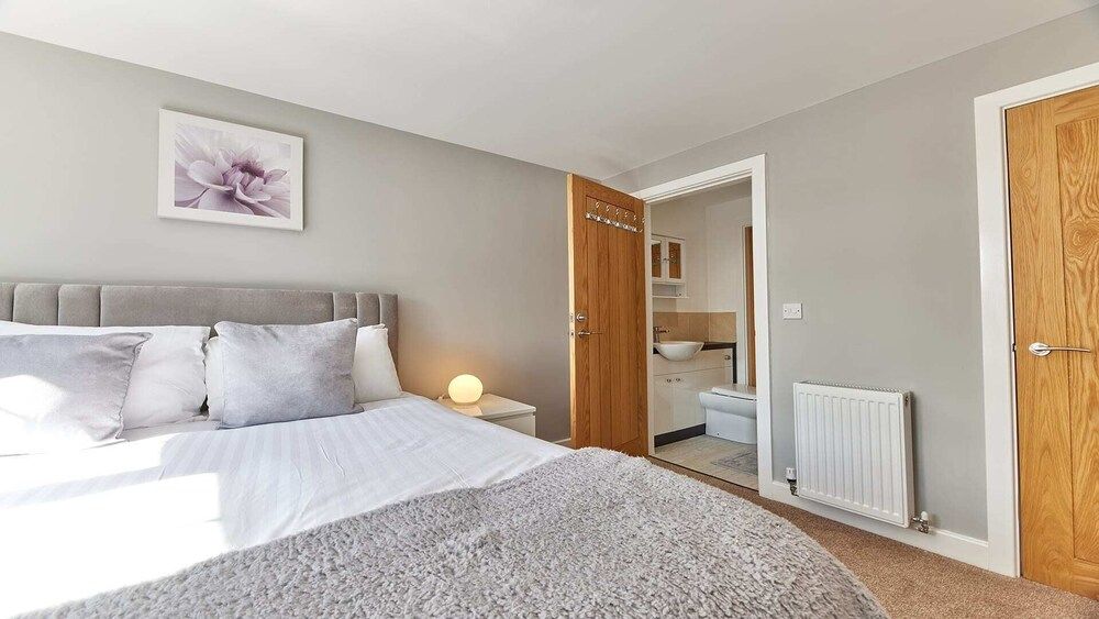 Host Stay Castle View