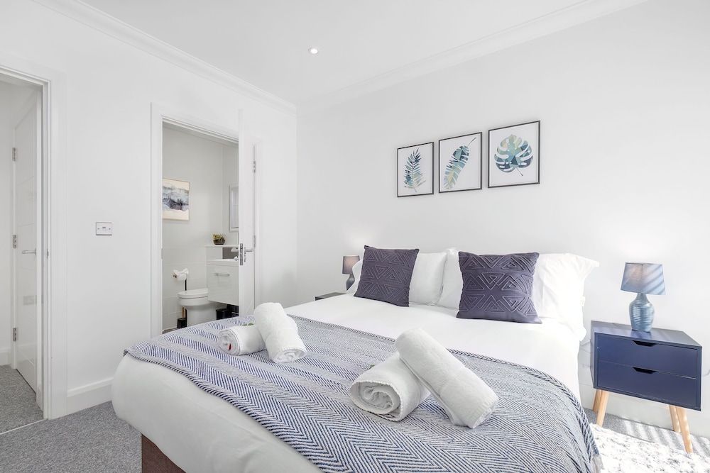 Basic Apartment