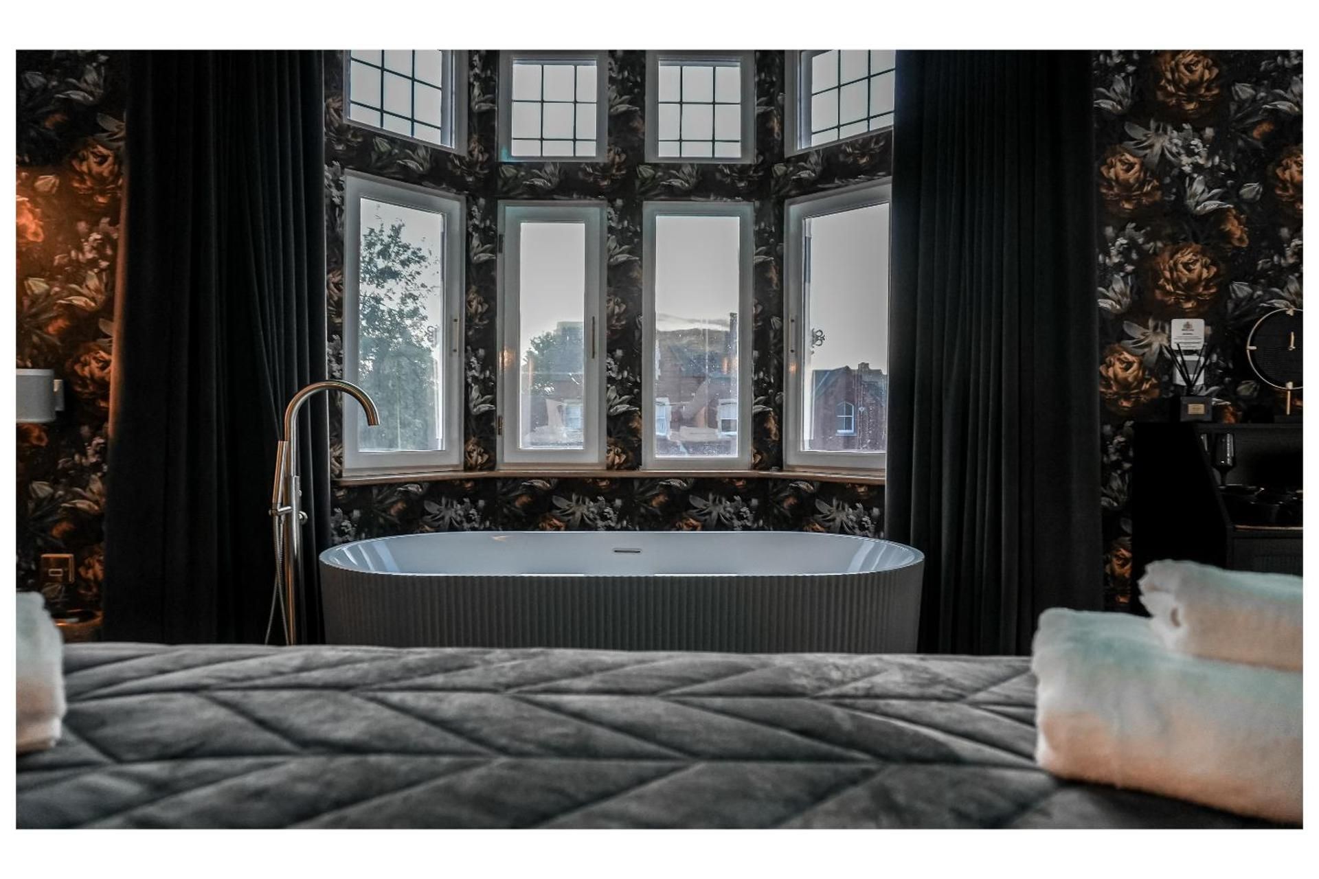 Arundell Hotel Superior Suite 3