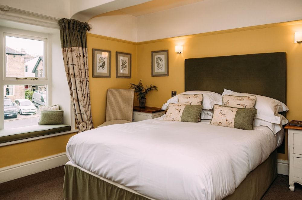 Waddington Arms Standard Double Room 3