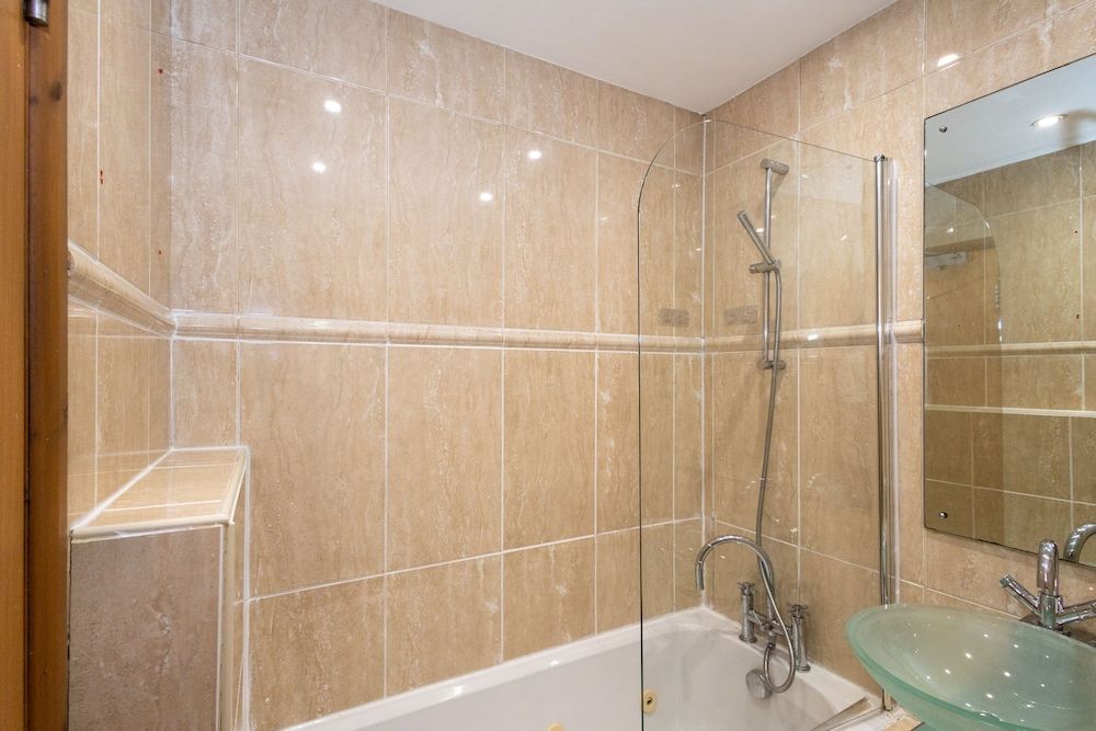 Pillo Rooms - Abbey Lodge Comfort Apartment 13