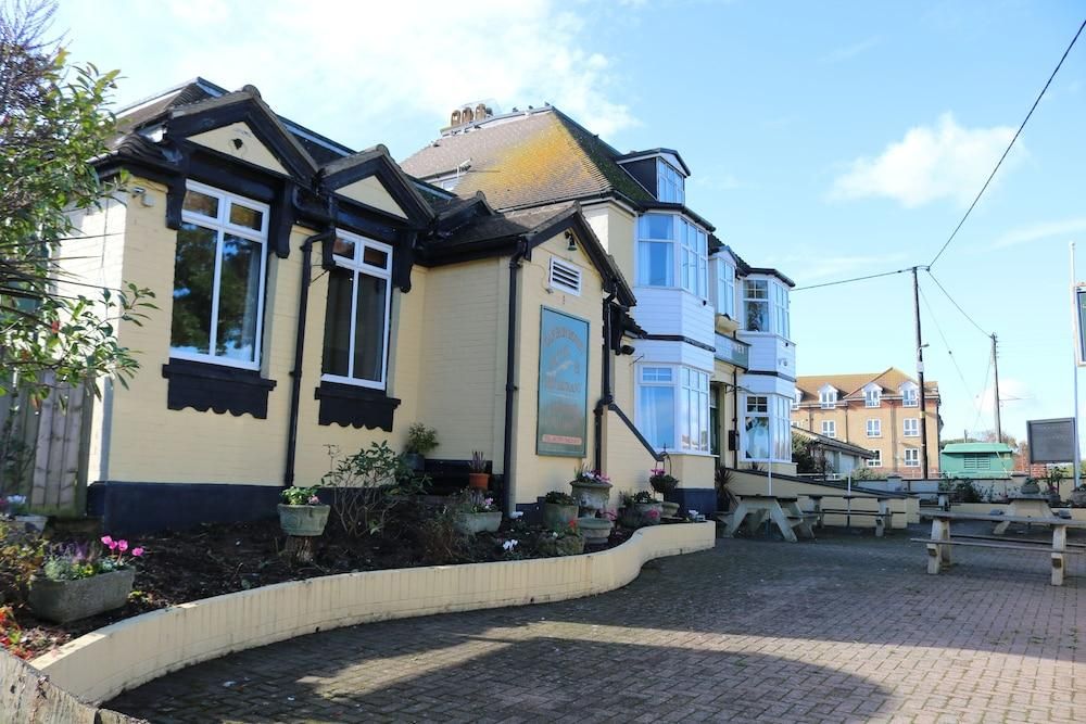 Captain Howey Hotel