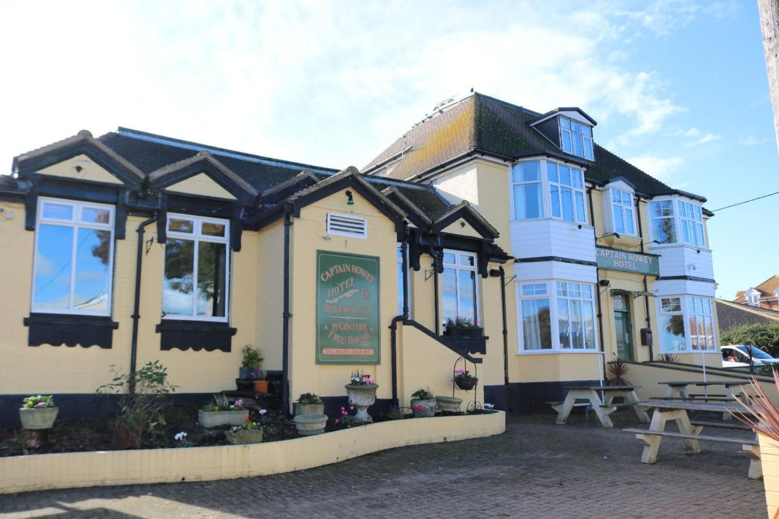 Captain Howey Hotel