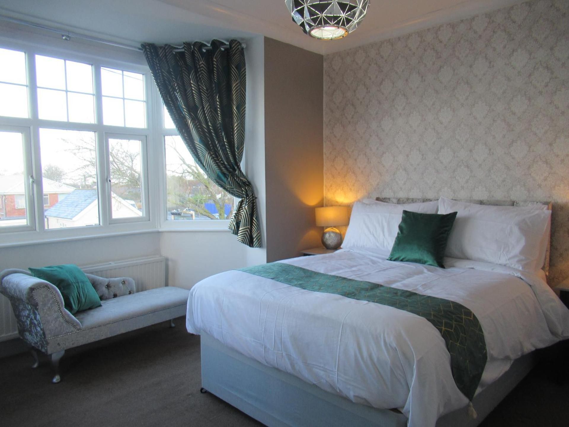 Captain Howey Hotel