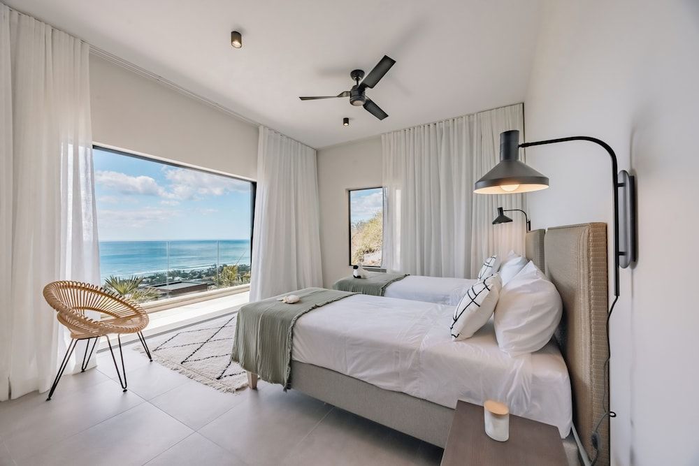 Legend Hill Resort & Spa Legend Villa with Oceanview and Pool - 4 Bedrooms 4