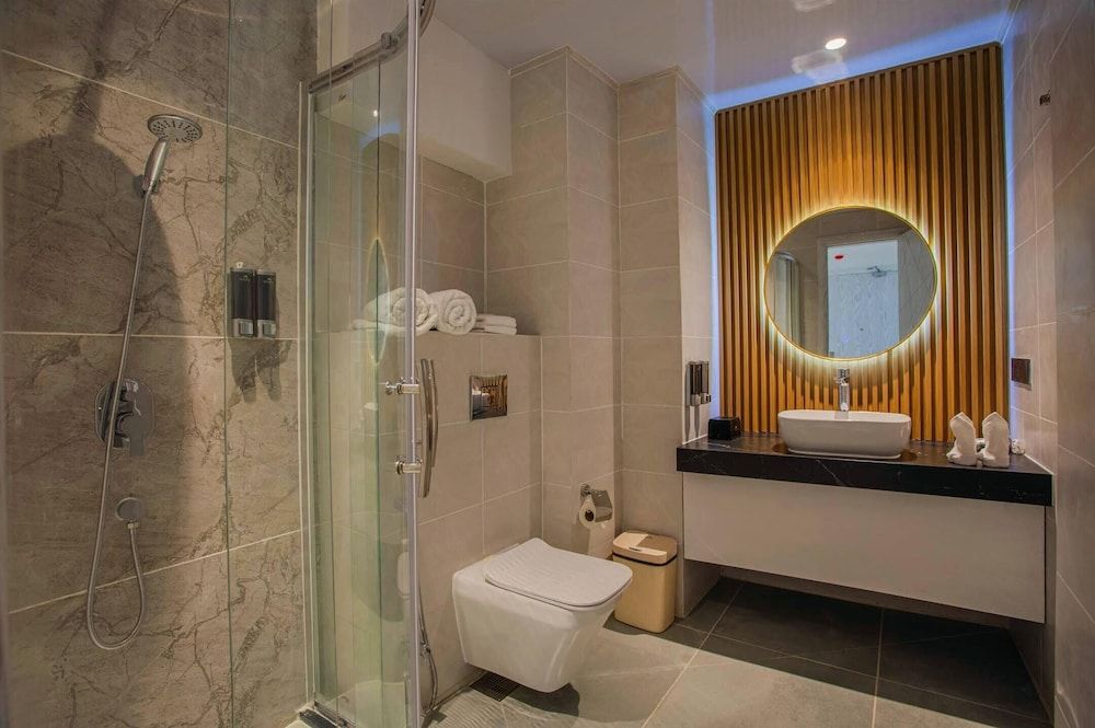 Beach Hotel Guraidhoo Comfort Double Room, City View 3