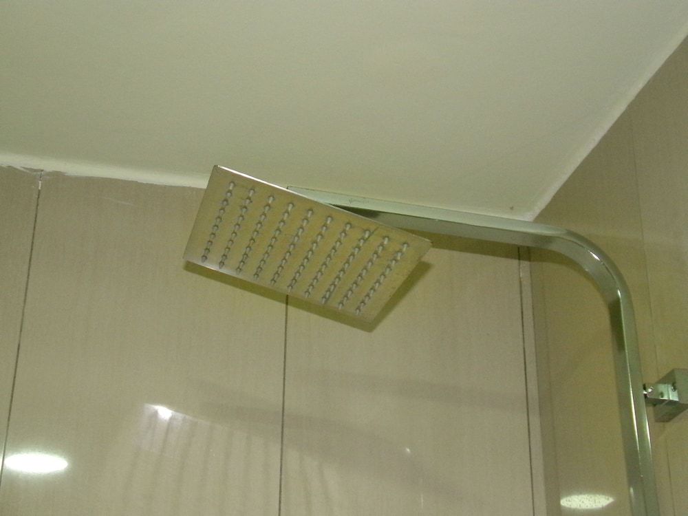 Oren Hotel Maldives Deluxe Single Room 6