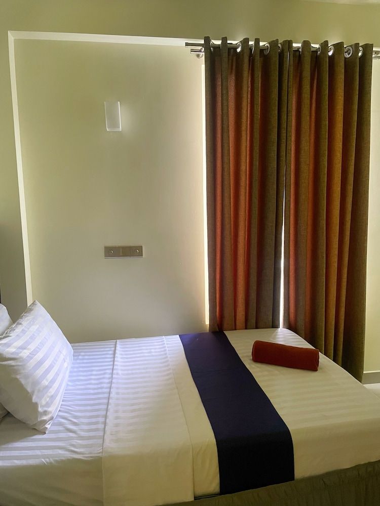 Oren Hotel Maldives Deluxe Single Room